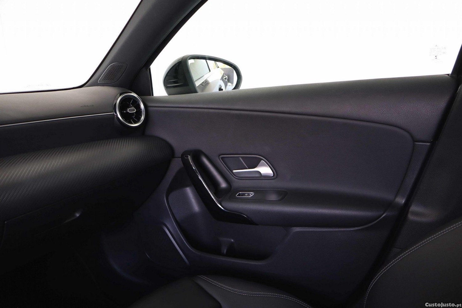 Mercedes-Benz A 160 d Business Solutions — fotografia 7