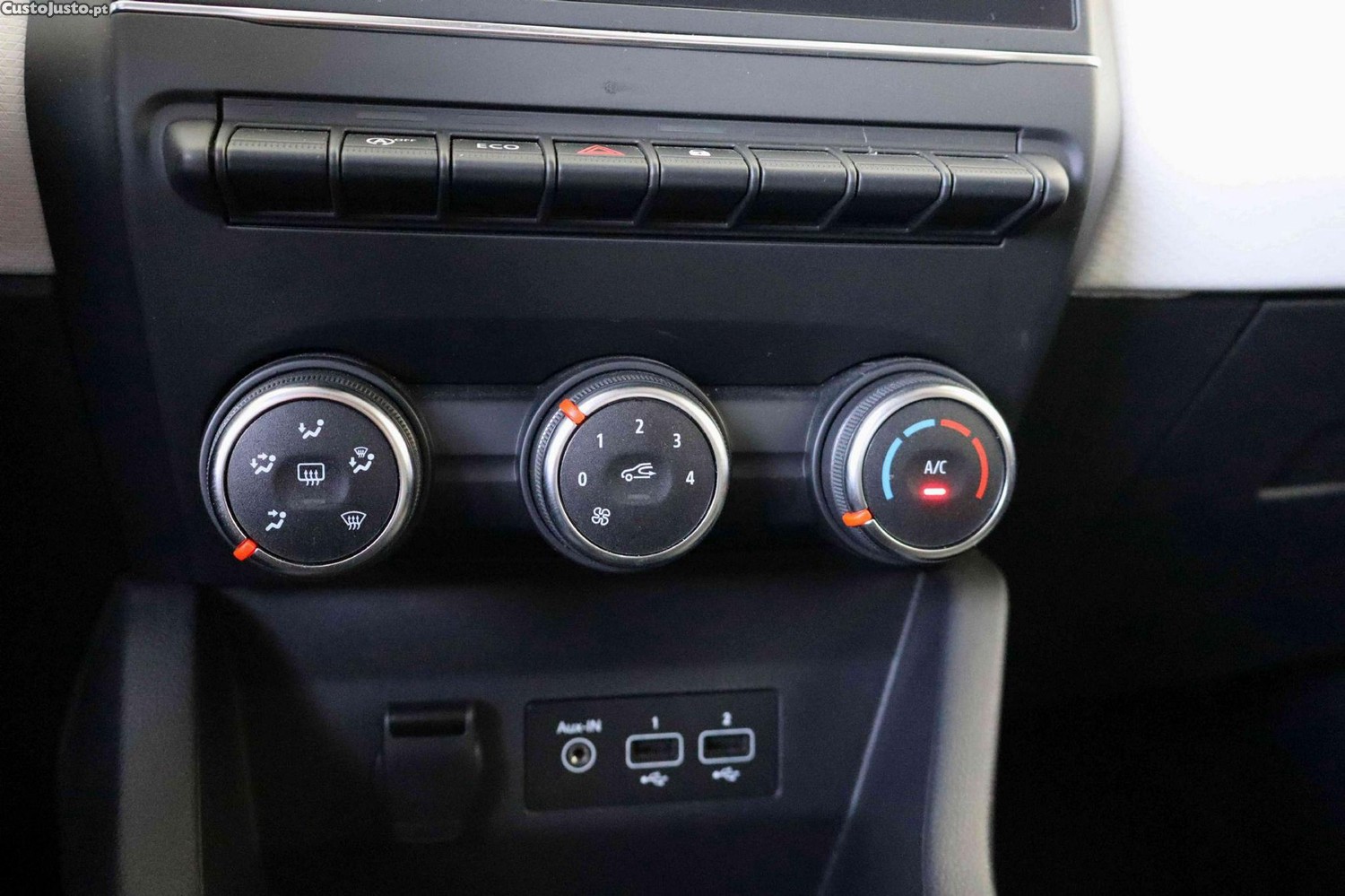 Renault Clio 1.0 TCe Evolution Bi-Fuel — fotografia 4