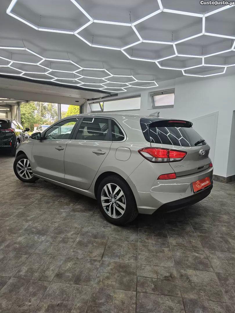 Hyundai i30 1.0 t-gdi style — fotografia 5
