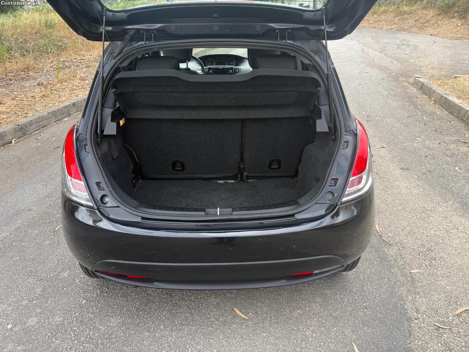 Lancia Ypsilon 1.2 S&S GolD — fotografia 2