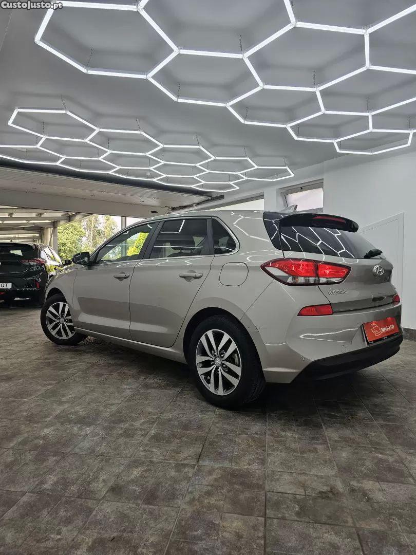 Hyundai i30 1.0 t-gdi style — fotografia 4
