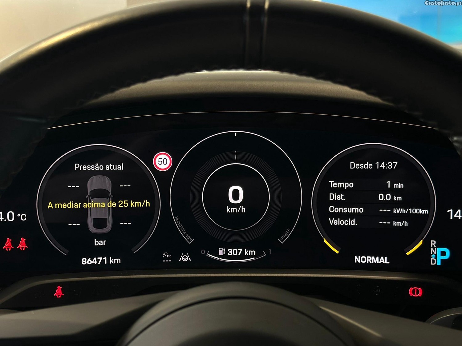 Porsche Taycan 4S — fotografia 13