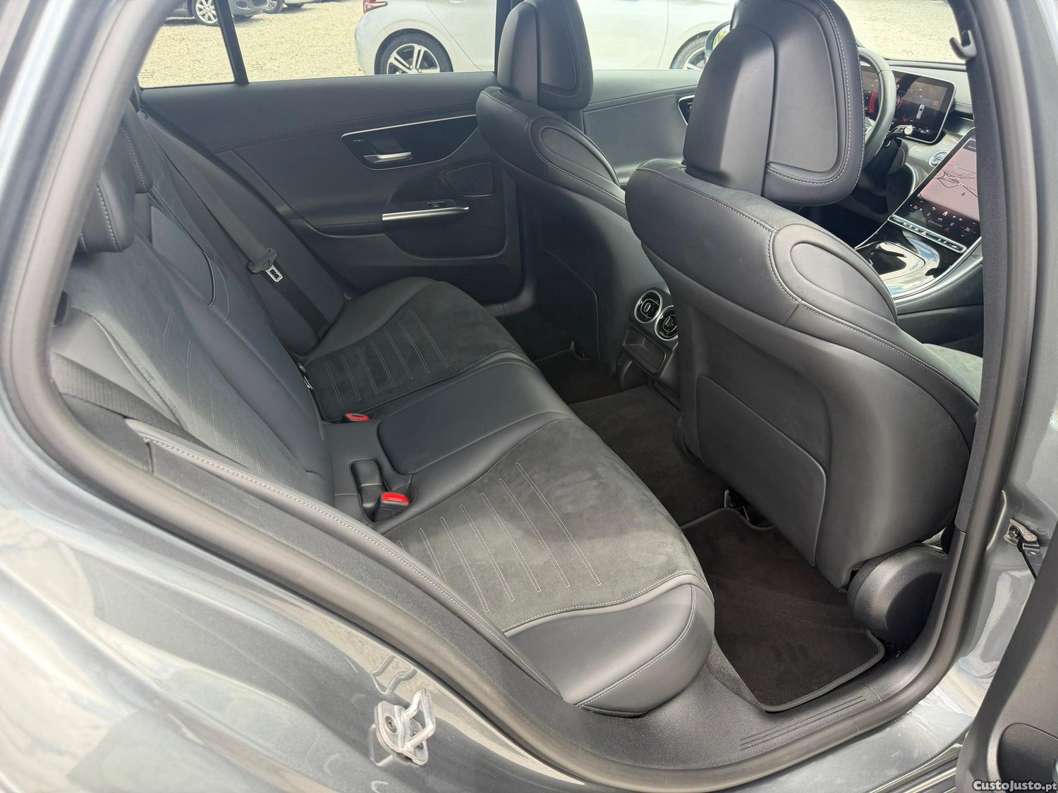 Mercedes-Benz C 300 e T 9G-TRONIC AMG Line — fotografia 5