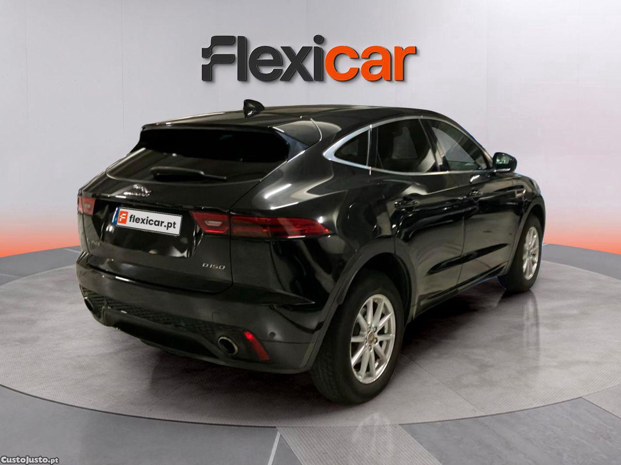 Jaguar E-Pace 2.0 i4D R-Dynamic — fotografia 19