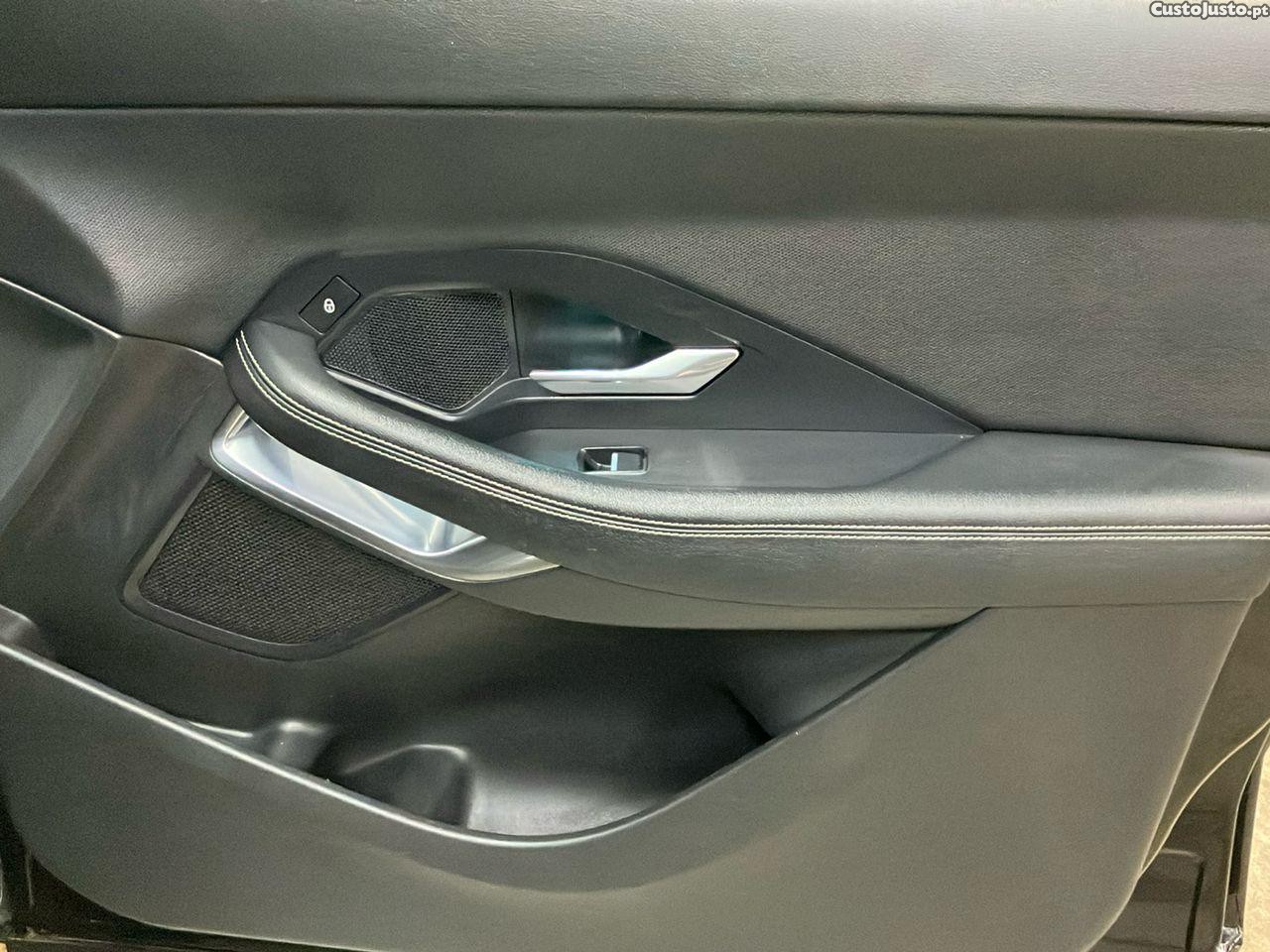 Jaguar E-Pace 2.0 i4D R-Dynamic — fotografia 2