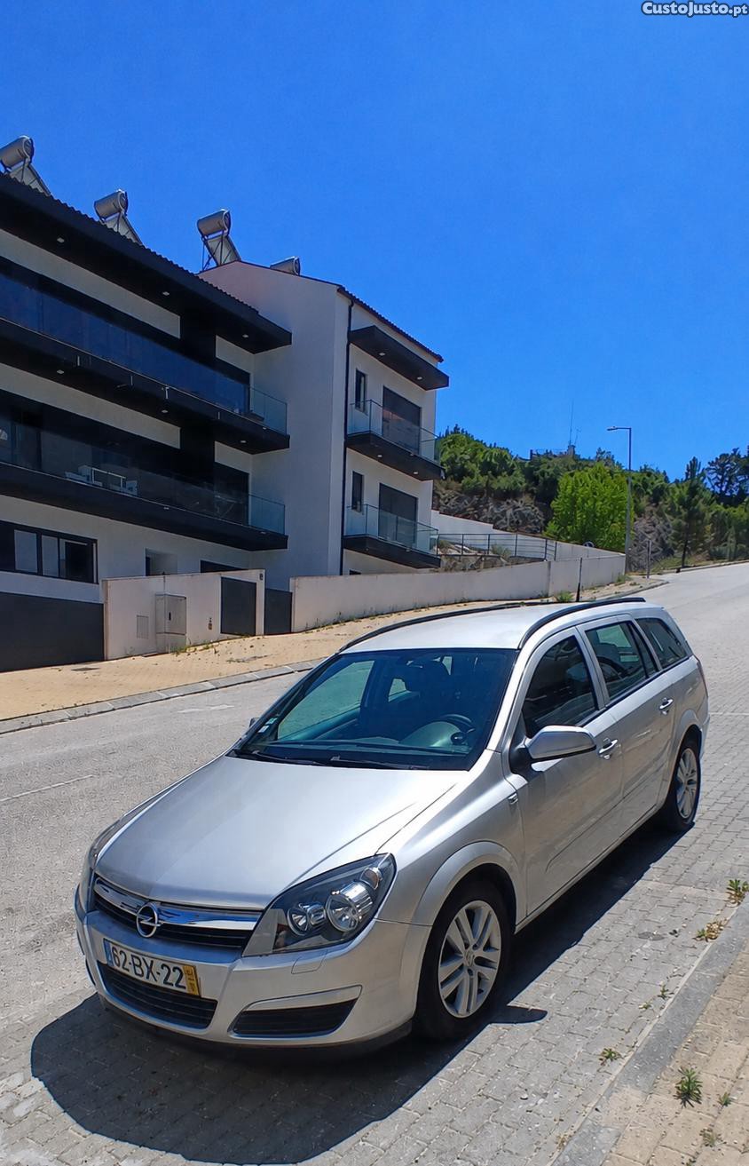 Opel Astra Station Wagon — fotografia 6
