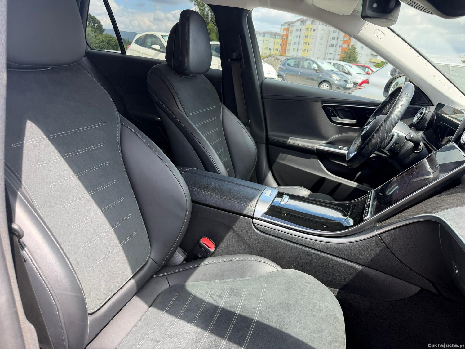 Mercedes-Benz C 300 e T 9G-TRONIC AMG Line — fotografia 6