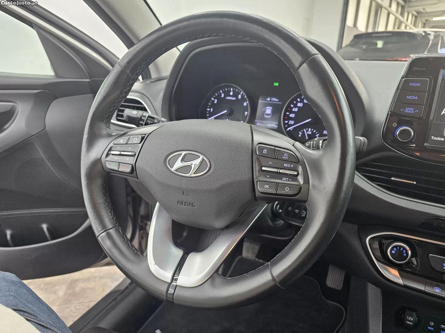 Hyundai i30 1.0 t-gdi style — fotografia 13