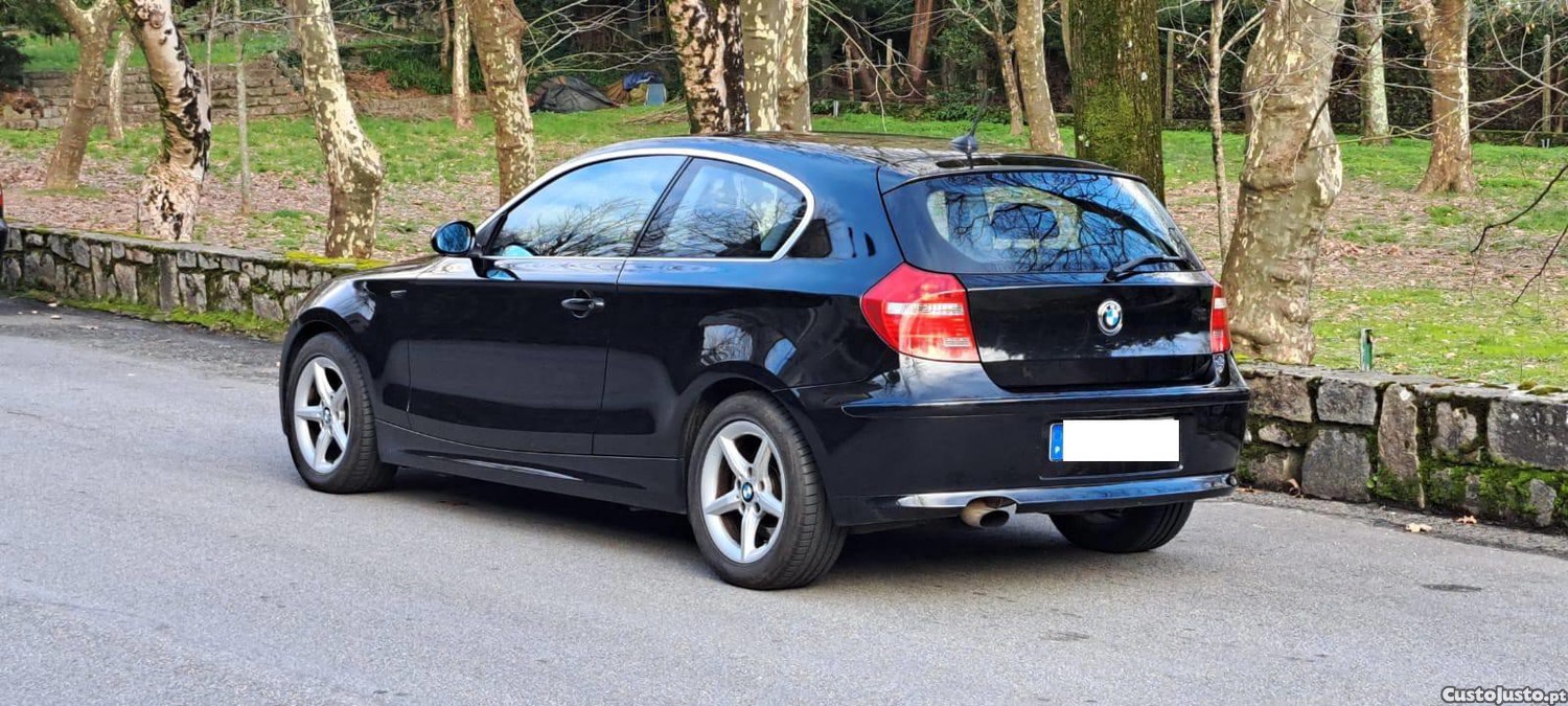 BMW 118 d — fotografia 8