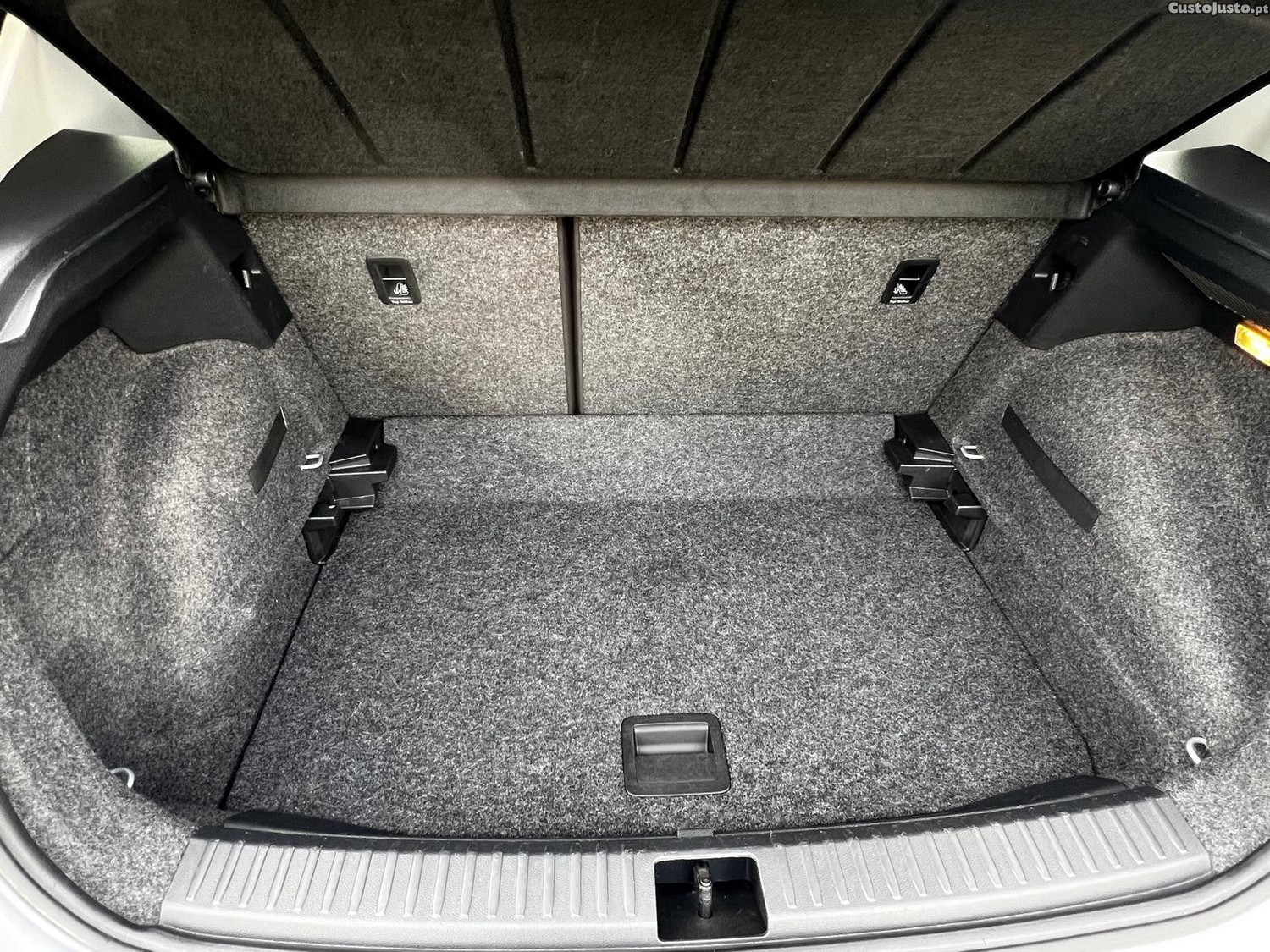 SEAT Arona 1.0 TSI Style — fotografia 11