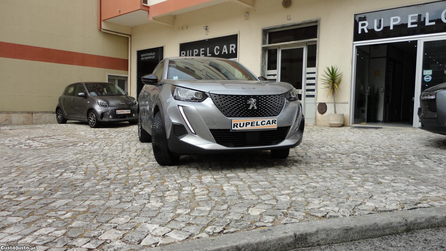Peugeot e-2008 Ative pack — fotografia 11