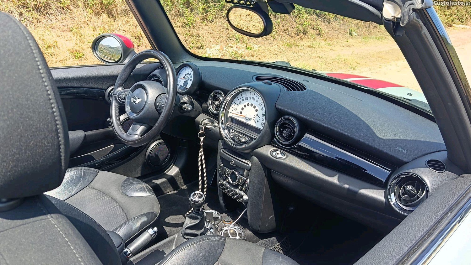MINI Cabrio Cooper D — fotografia 10