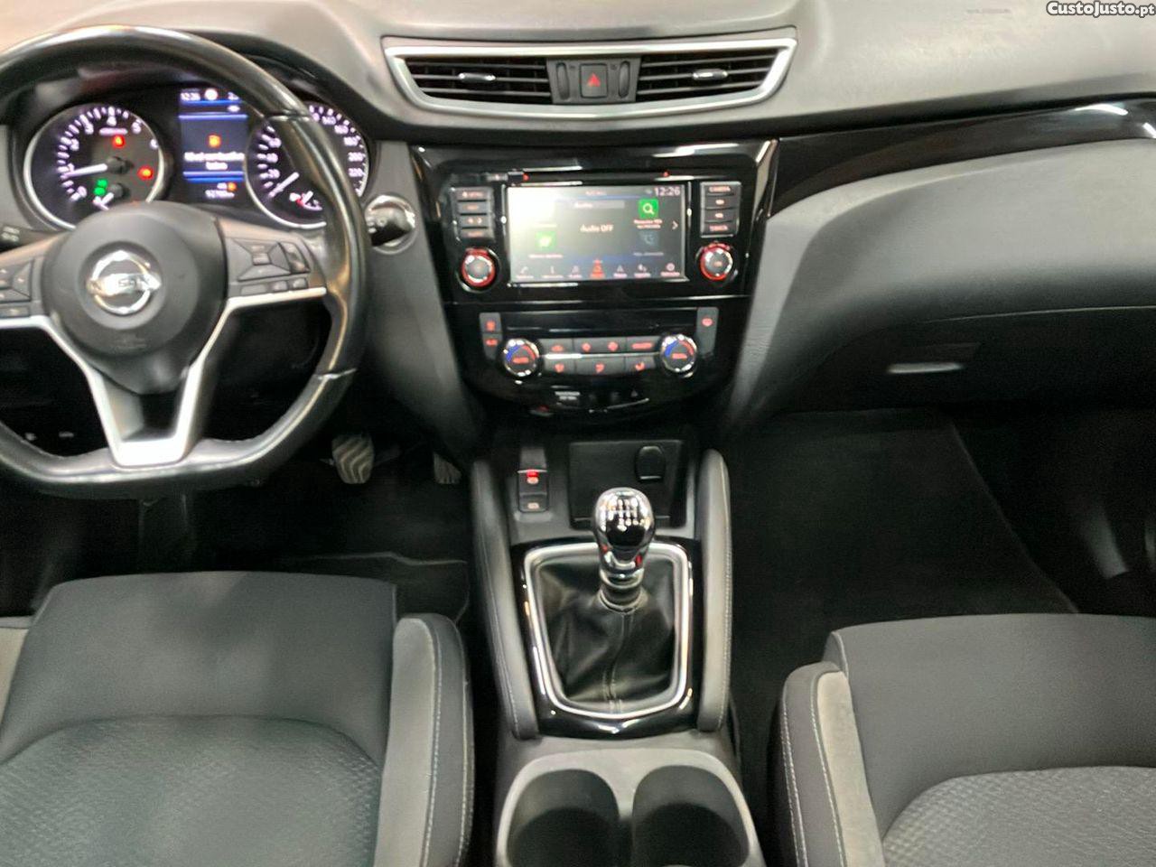 Nissan Qashqai 1.3 DIG-T N-Connecta J18 — fotografia 18