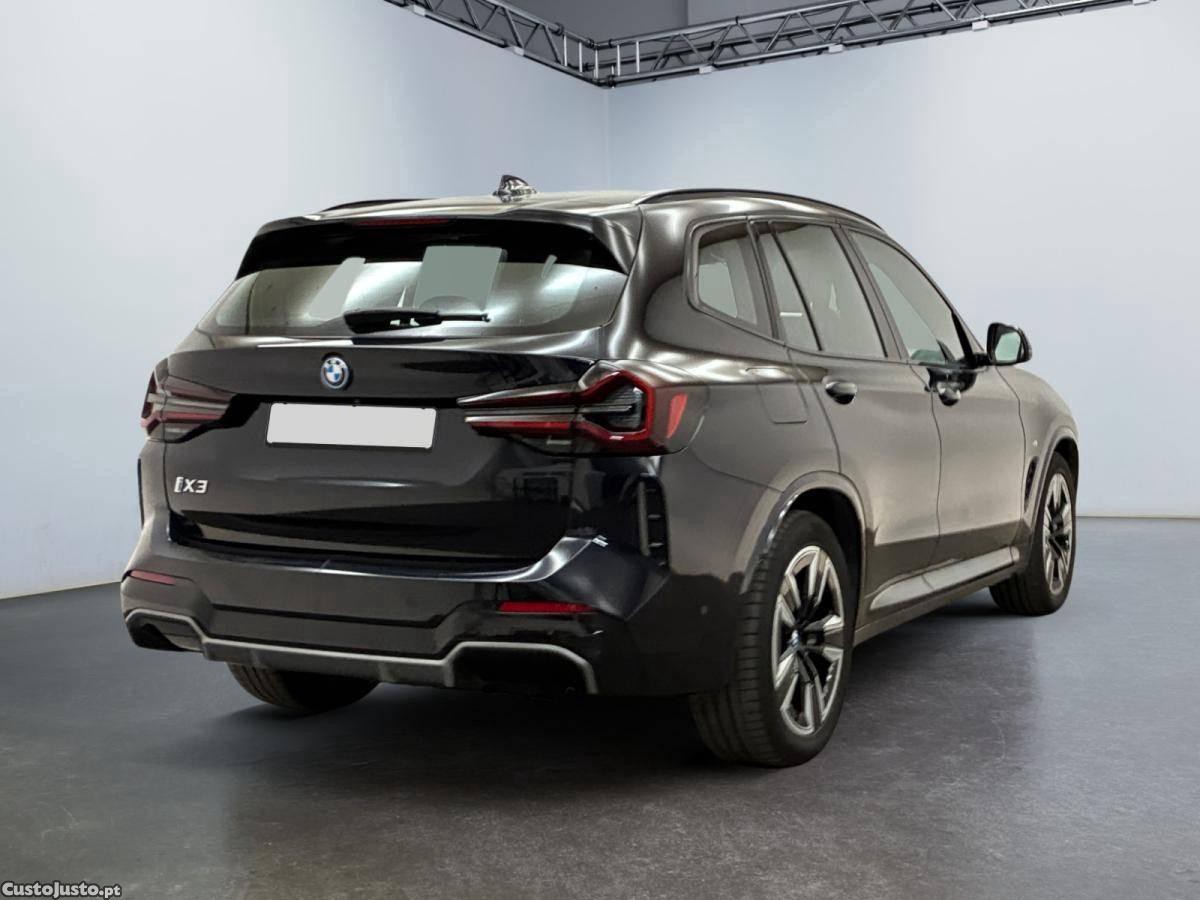 BMW iX3 M Sport Impressive — fotografia 11
