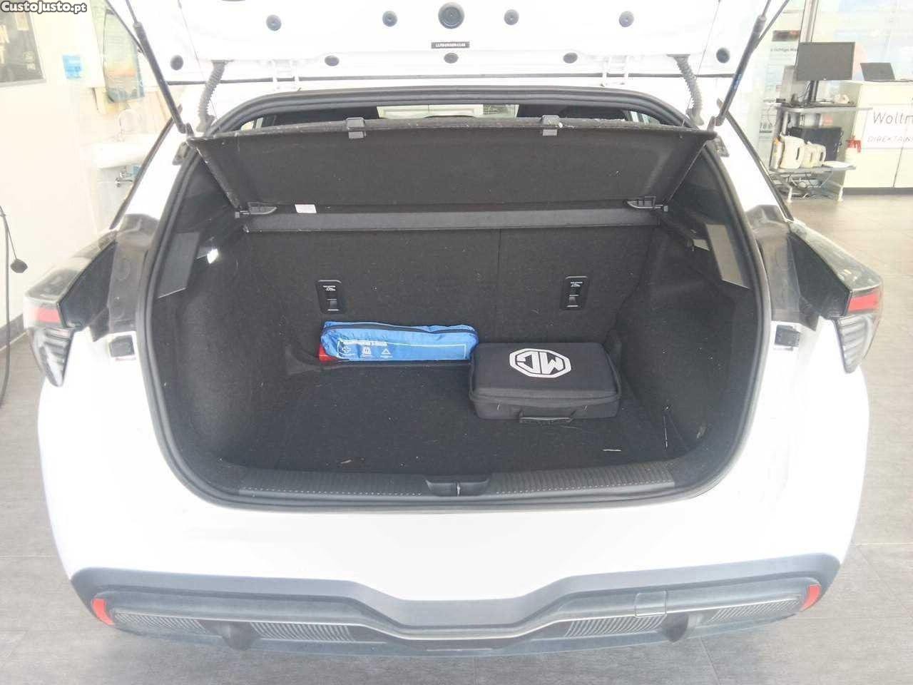 MG  MG4  51kwh standard - 24 — photo 5