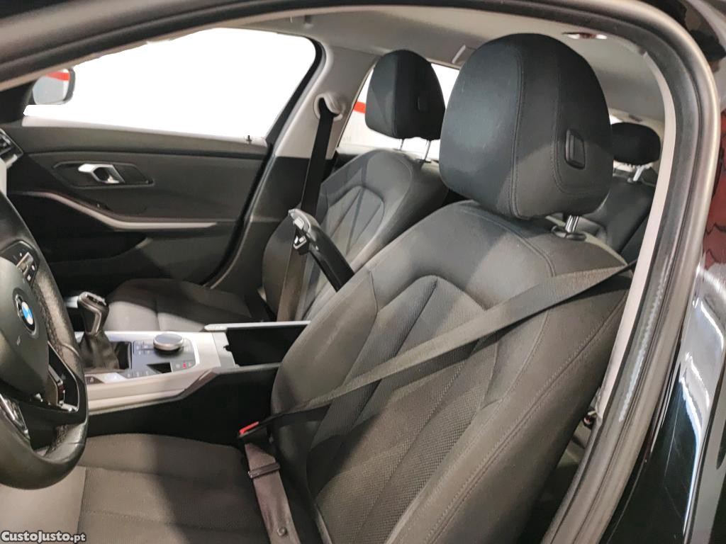 BMW 318 D TOURING — fotografia 3