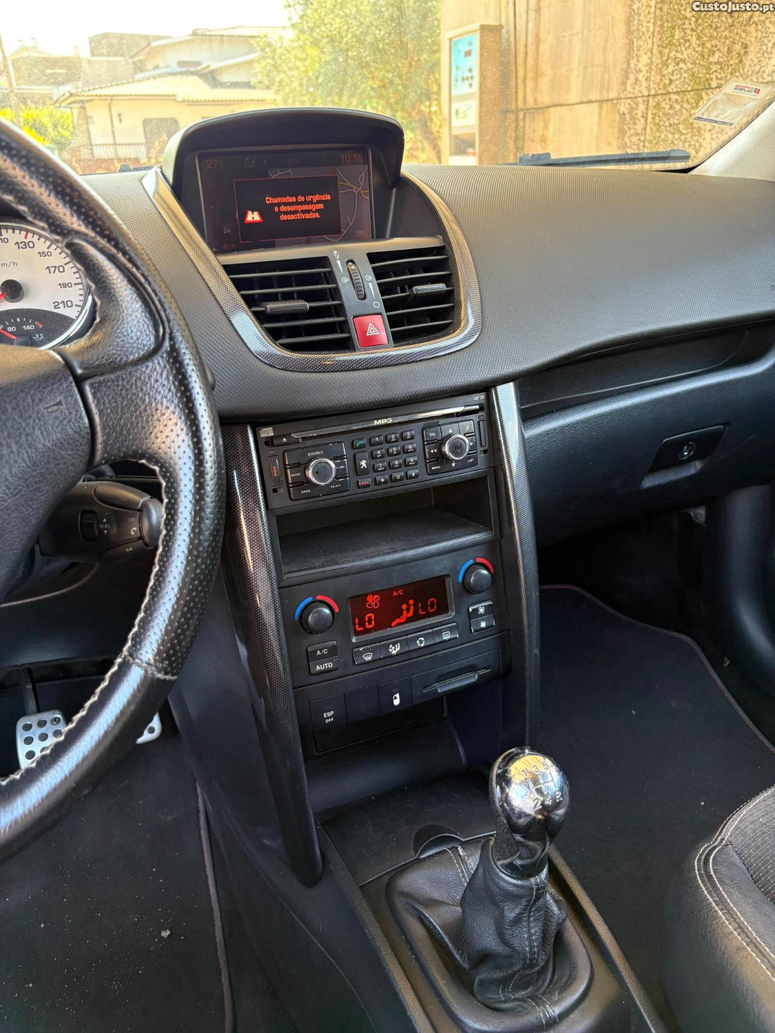 Peugeot 207 1.6 HDi — fotografia 4