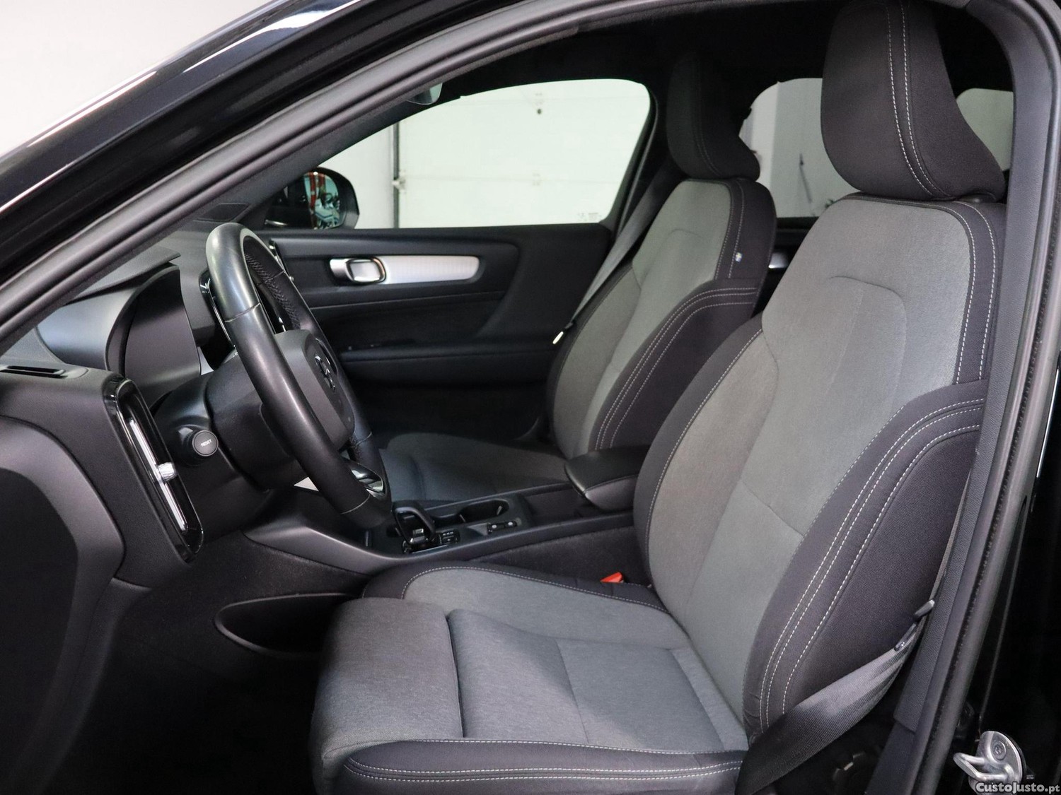 Volvo XC 40 1.5 T4 PHEV Core — fotografia 18