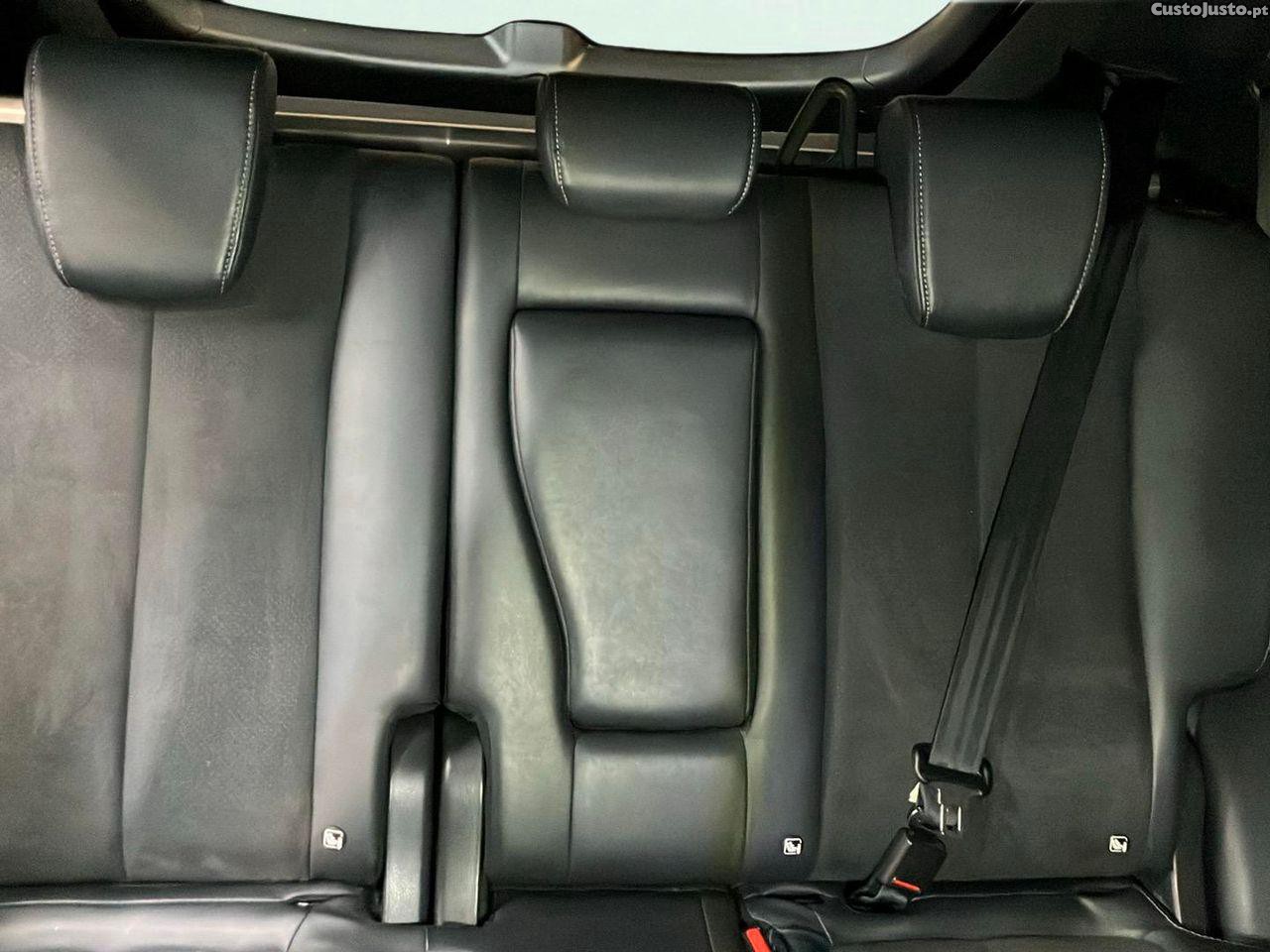 Mitsubishi Eclipse Cross 2.4 PHEV eMotion — fotografia 7