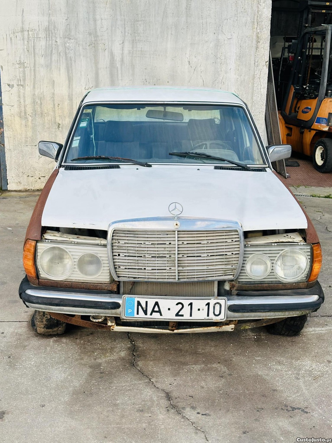 Mercedes-Benz 240 Diesel — fotografia 10