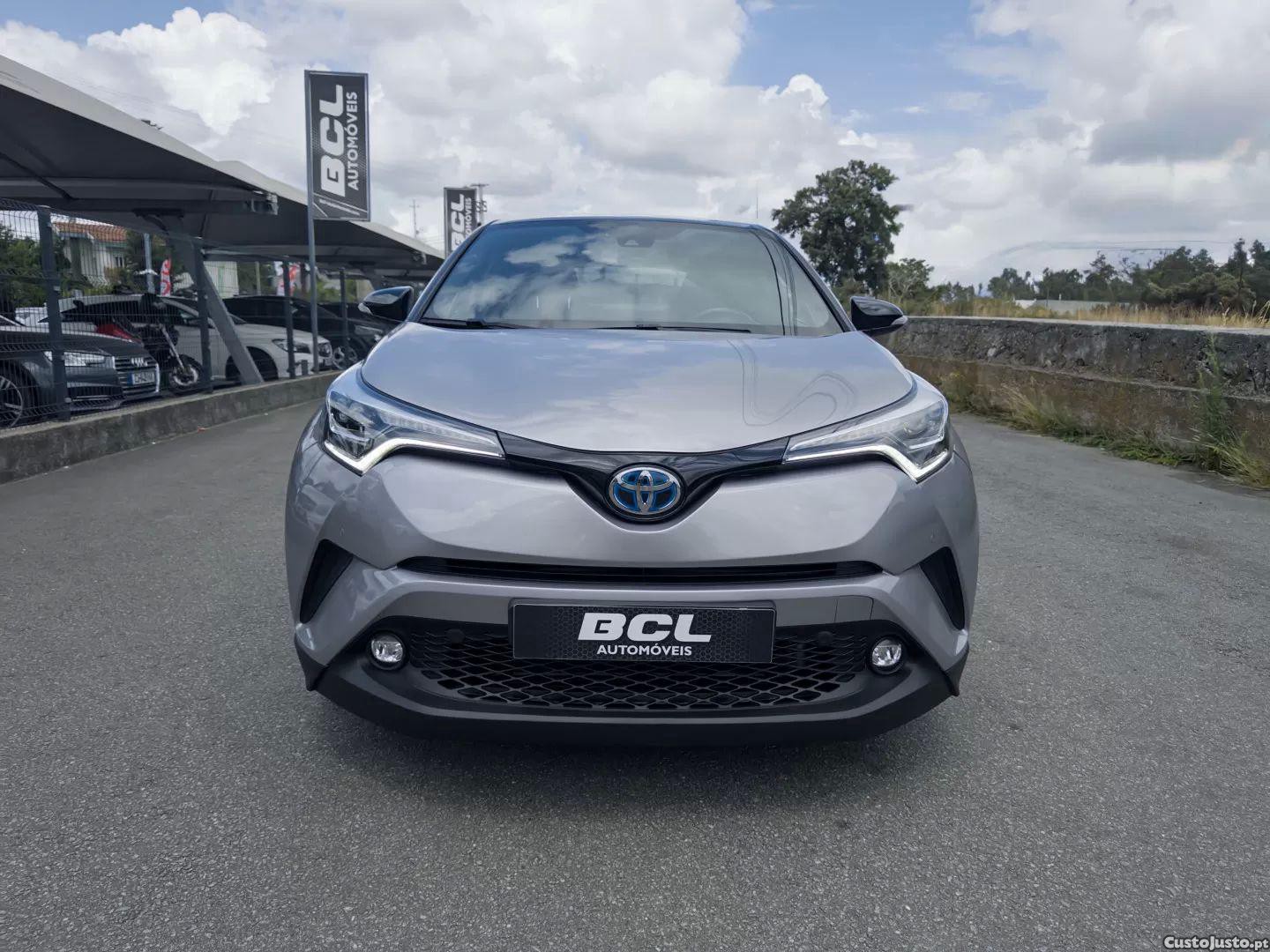 Toyota C-HR 1.8 hsd lounge — fotografia 24