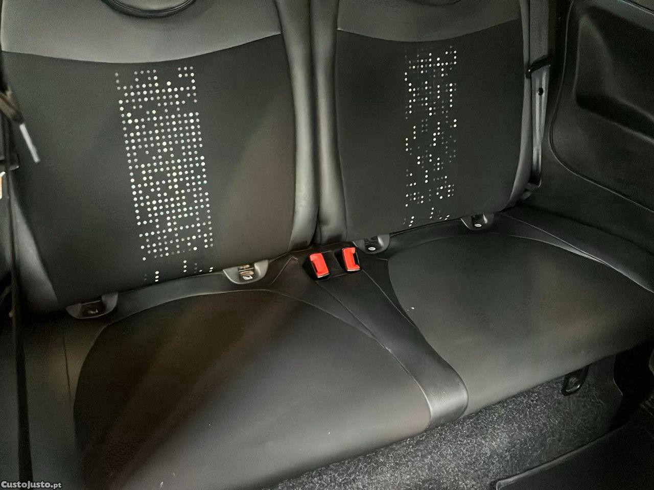 Fiat 500 1.0 Hybrid Connect — fotografia 8