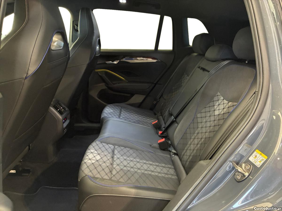 Volkswagen Tiguan 2.0 TDI R-Line DSG — fotografia 3