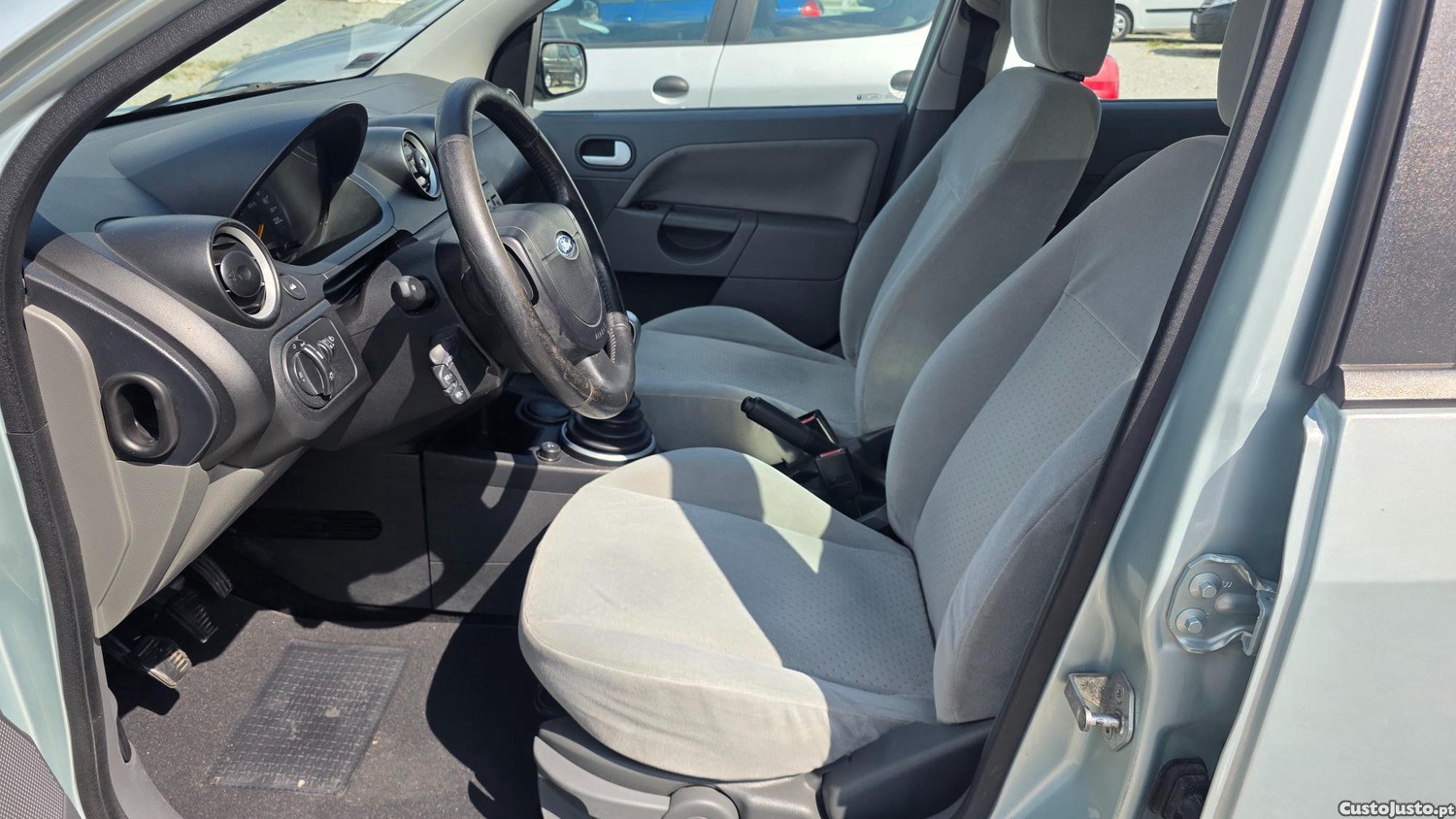 Ford Fiesta 1.25 16V Duratec 75cv — fotografia 7