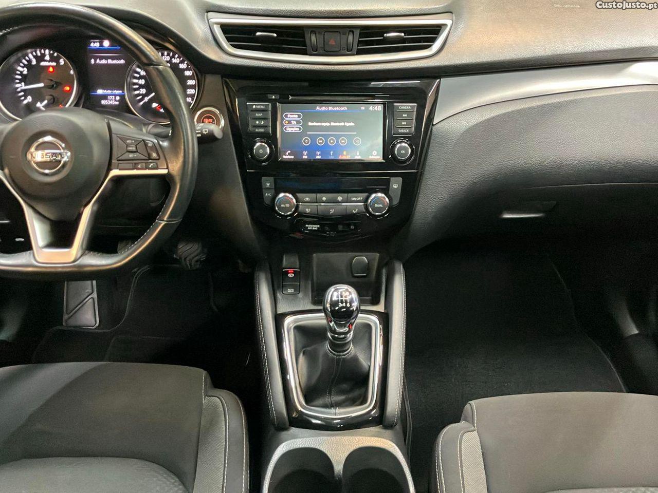Nissan Qashqai 1.3 DIG-T N-Connecta — fotografia 14