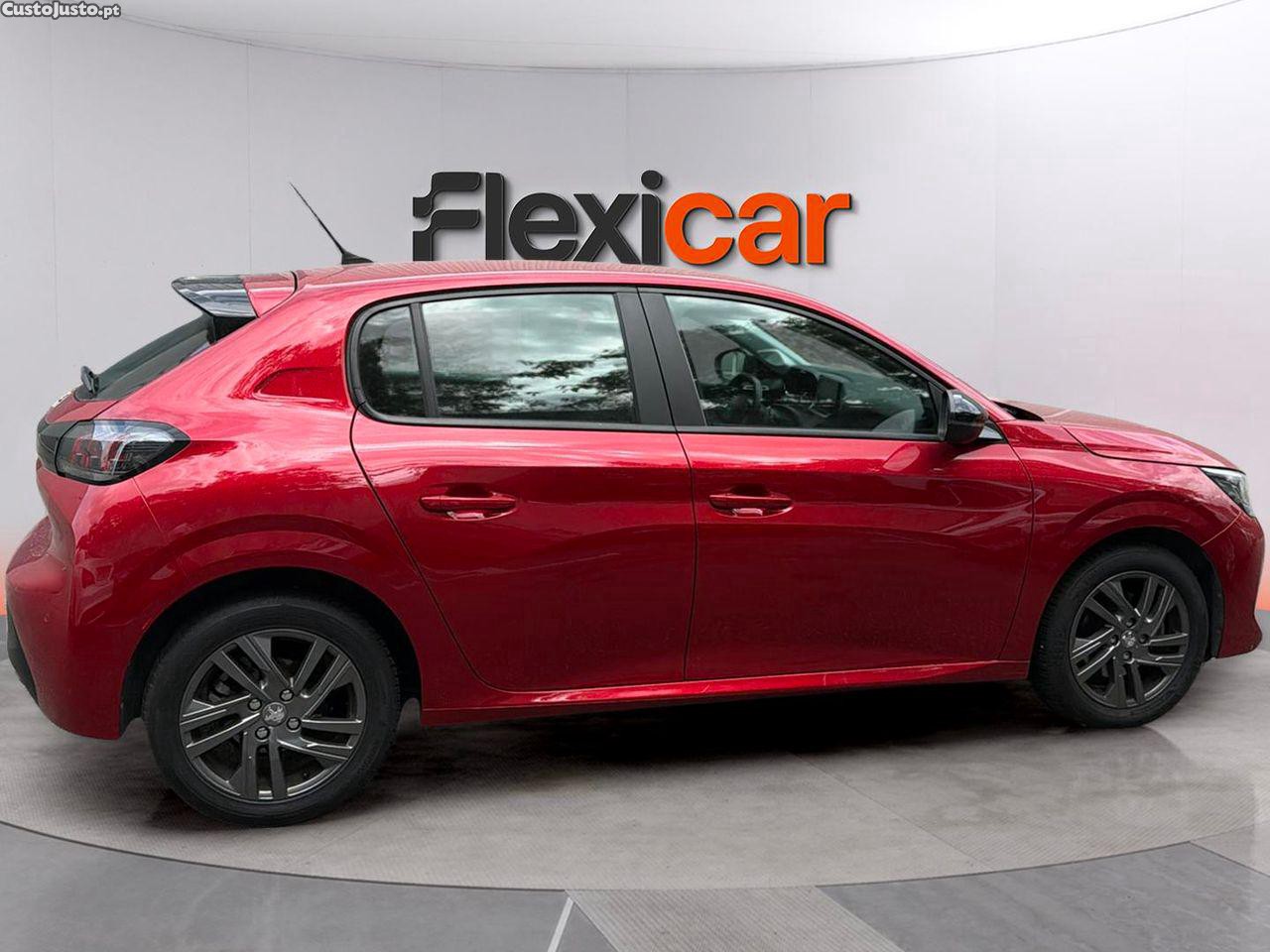 Peugeot 208 PureTech 100 EAT8 Active Pack — fotografia 19