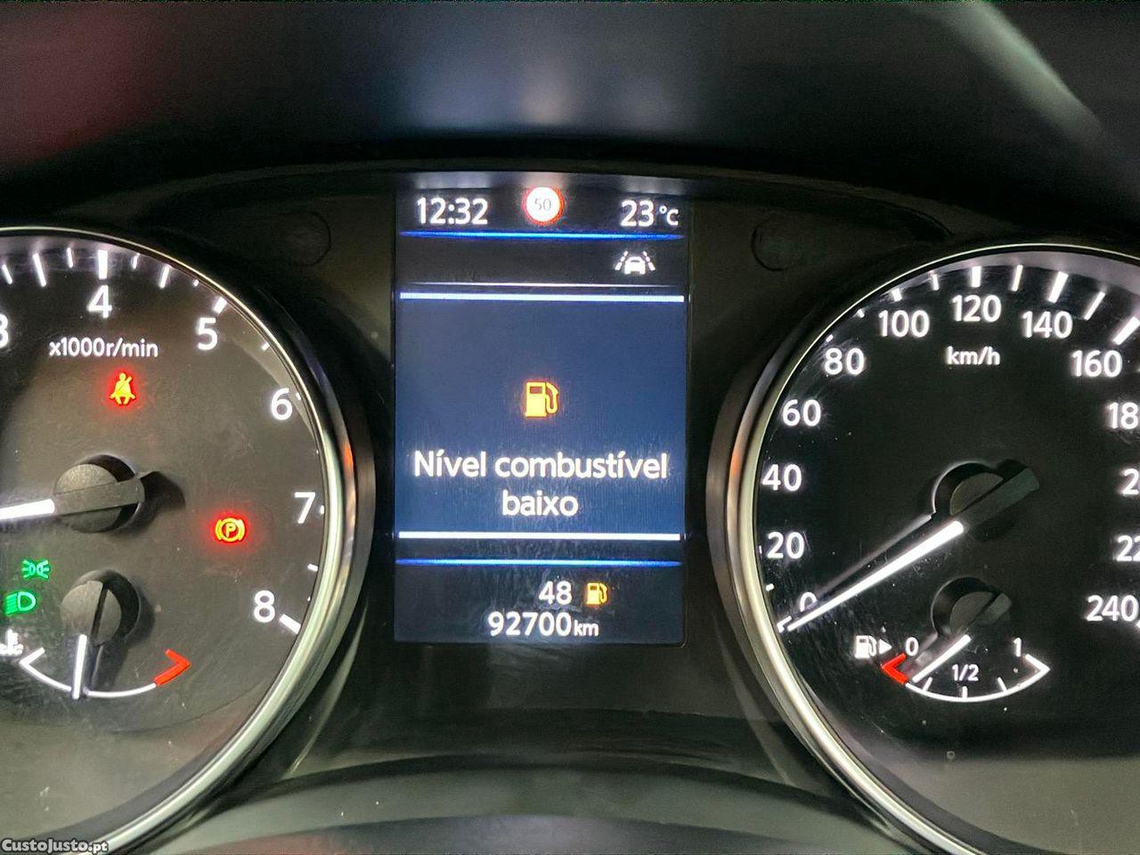 Nissan Qashqai 1.3 DIG-T N-Connecta J18 — fotografia 15