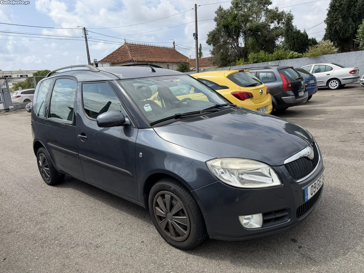 Skoda Roomster 1.2HTP — fotografia 11