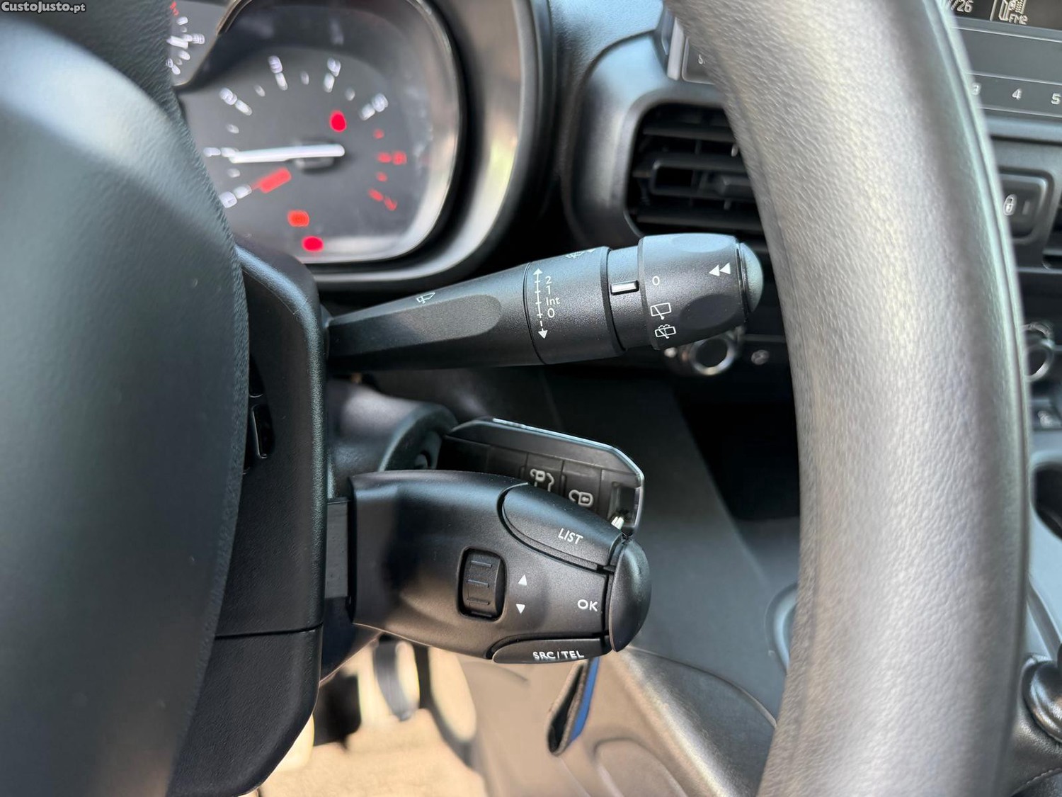 Citroën Berlingo 1.5 BlueHDi M Shine — fotografia 4