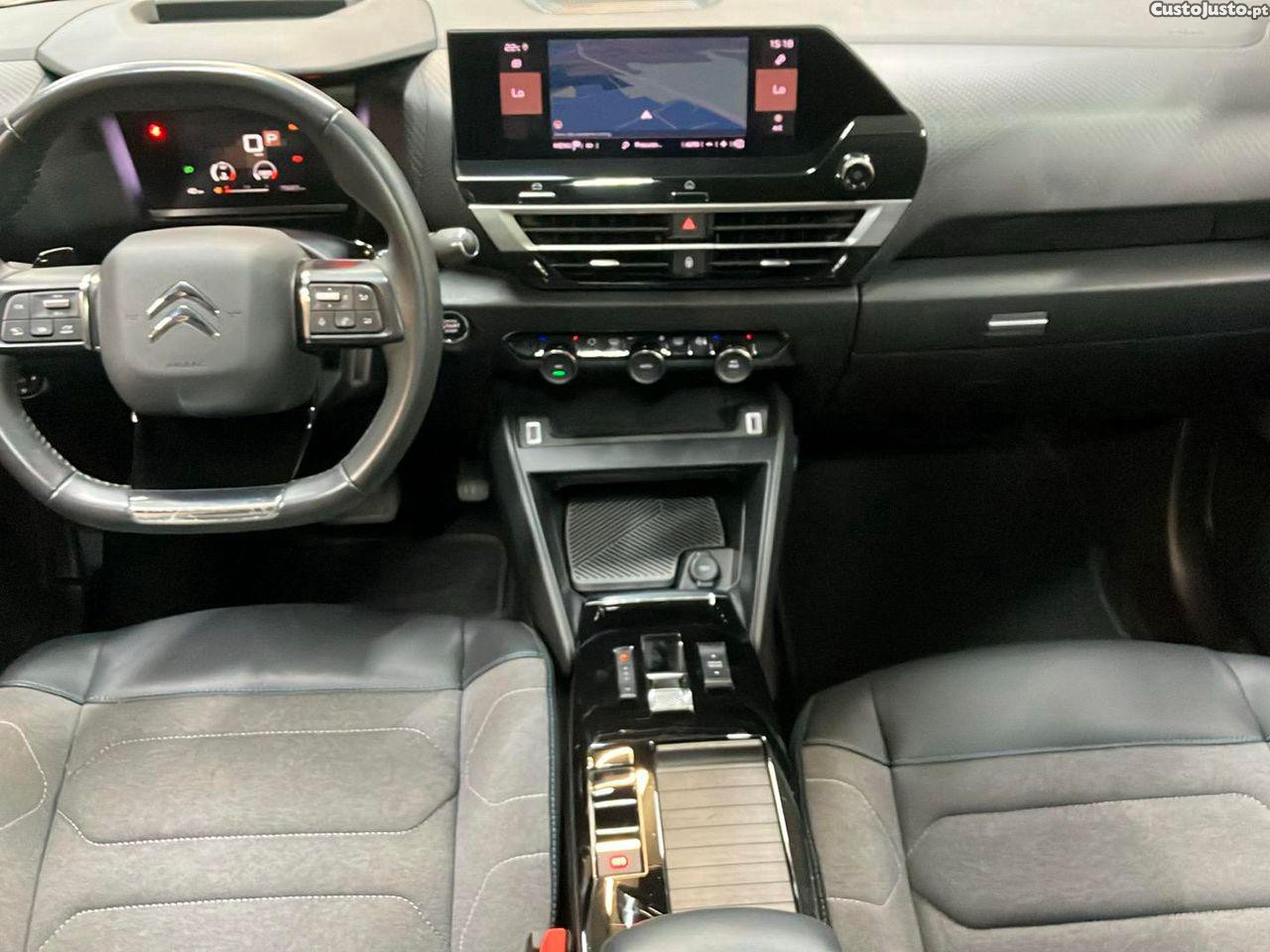 Citroën C4 1.2 PureTech Feel Pack EAT8 — fotografia 14