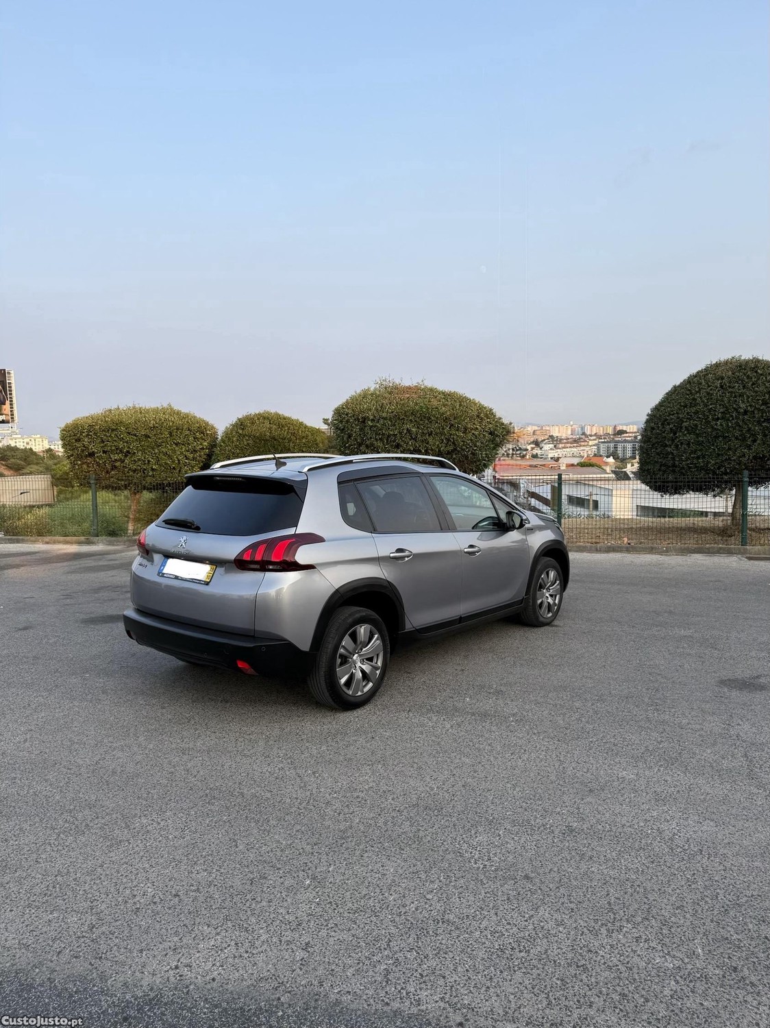 Peugeot 2008 Signature 1.5HDI — fotografia 7