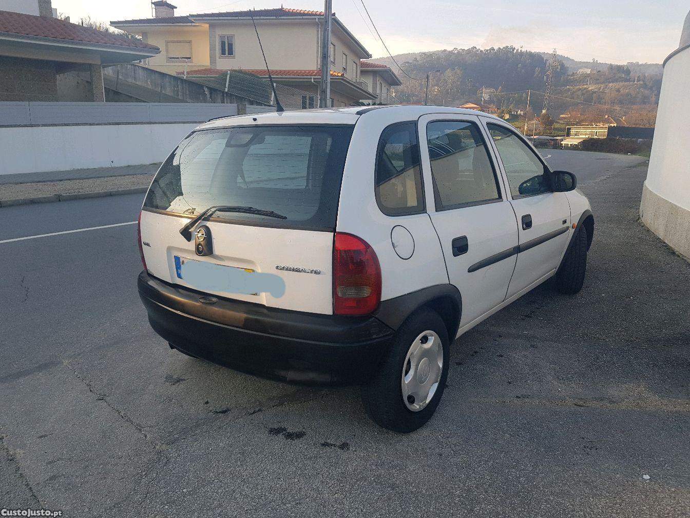 Opel Corsa Eco 1.5 td — fotografia 4