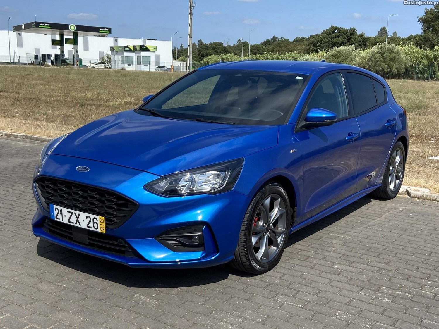 Ford Focus 1.0 EcoBoost ST-Line — fotografia 22