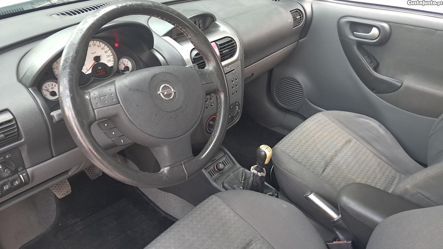 Opel Corsa 1.2 — fotografia 5