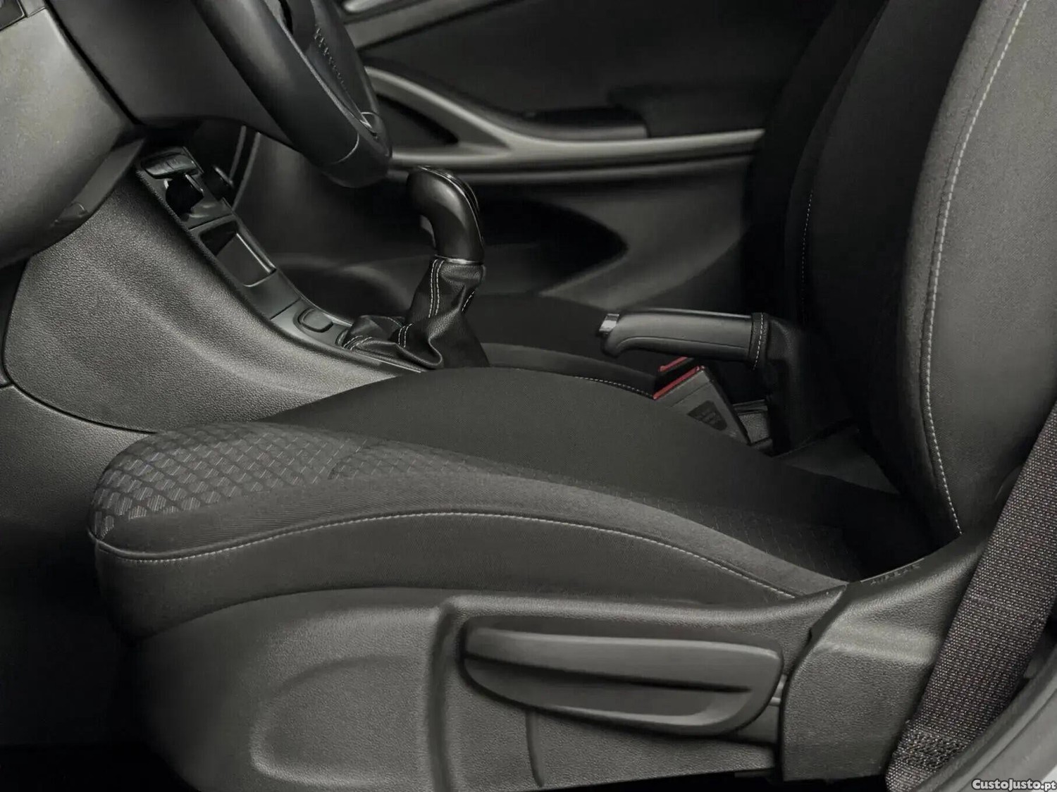 Opel Astra 1.5 D Business Edition S/S — fotografia 8