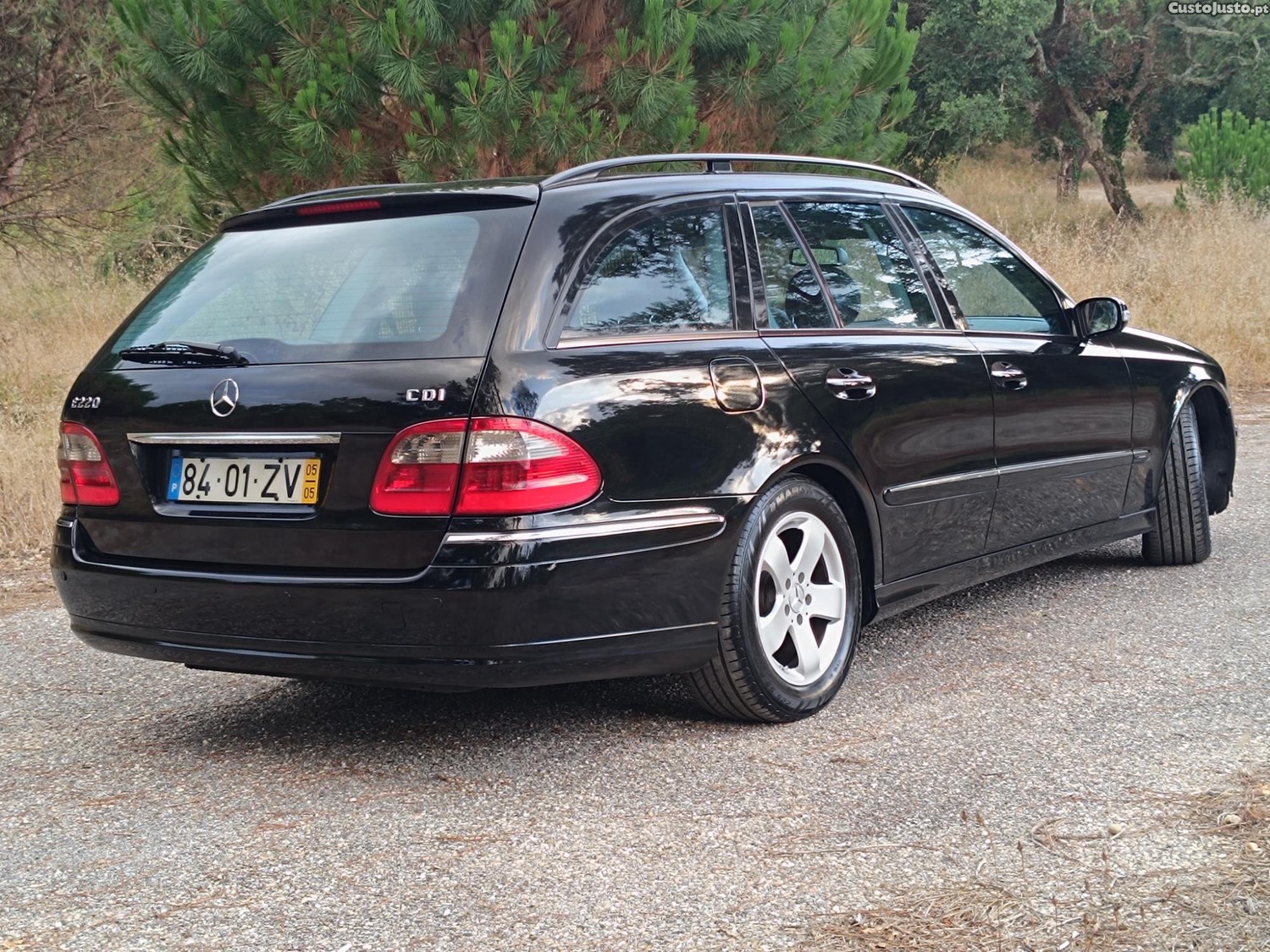 Mercedes-Benz E 220 CDI SW-Avantgarde. 150 Cv. Nacional! Impecável! Kms com comprovativos! Negociável! — fotografia 9