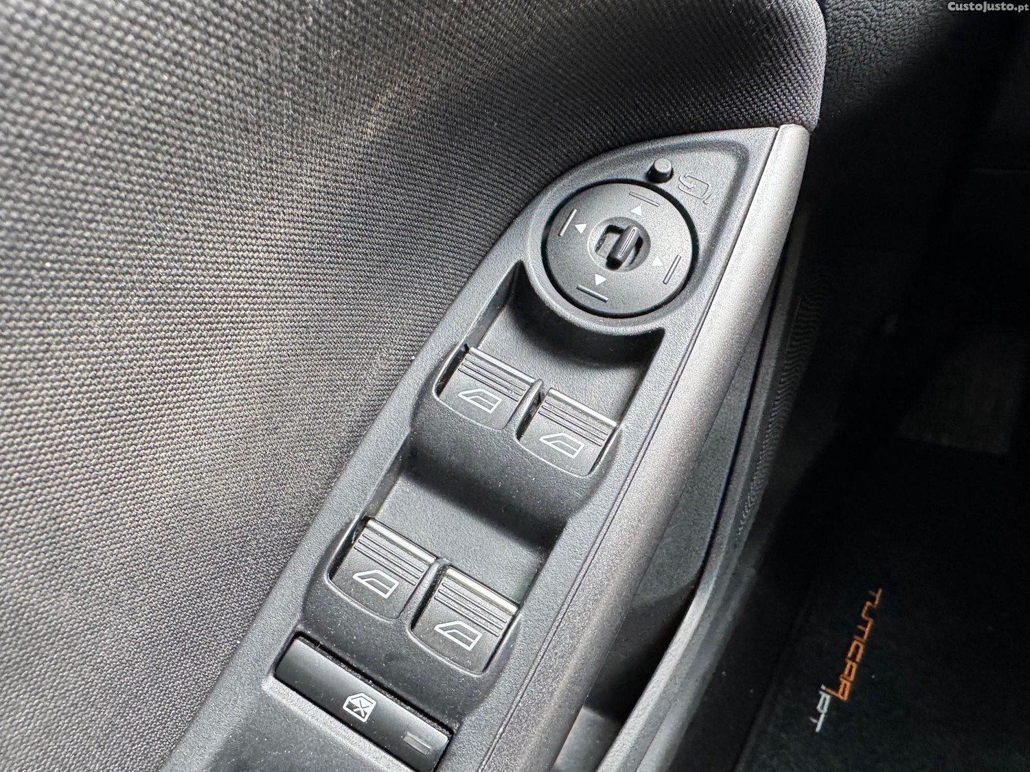 Ford Focus SW 1.5 EcoBlue S&S TITANIUM — fotografia 7
