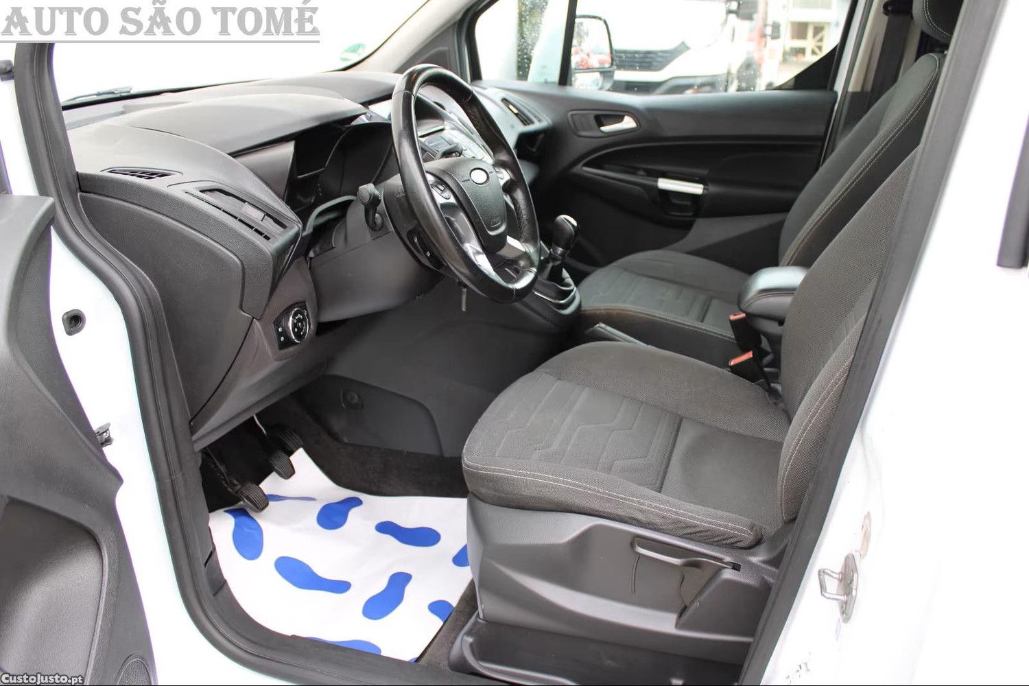 Ford Tourneo 1.5 Mobilidade Reduzida — fotografia 8