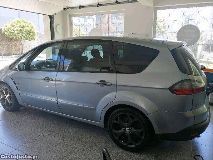 Ford S-Max 2.0 TDCI 140cv — fotografia 2