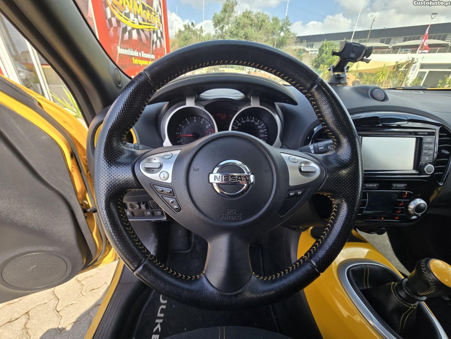 Nissan Juke 1.6 DIG-T Tekna Premium Ext.1 Yellow S. — fotografia 2
