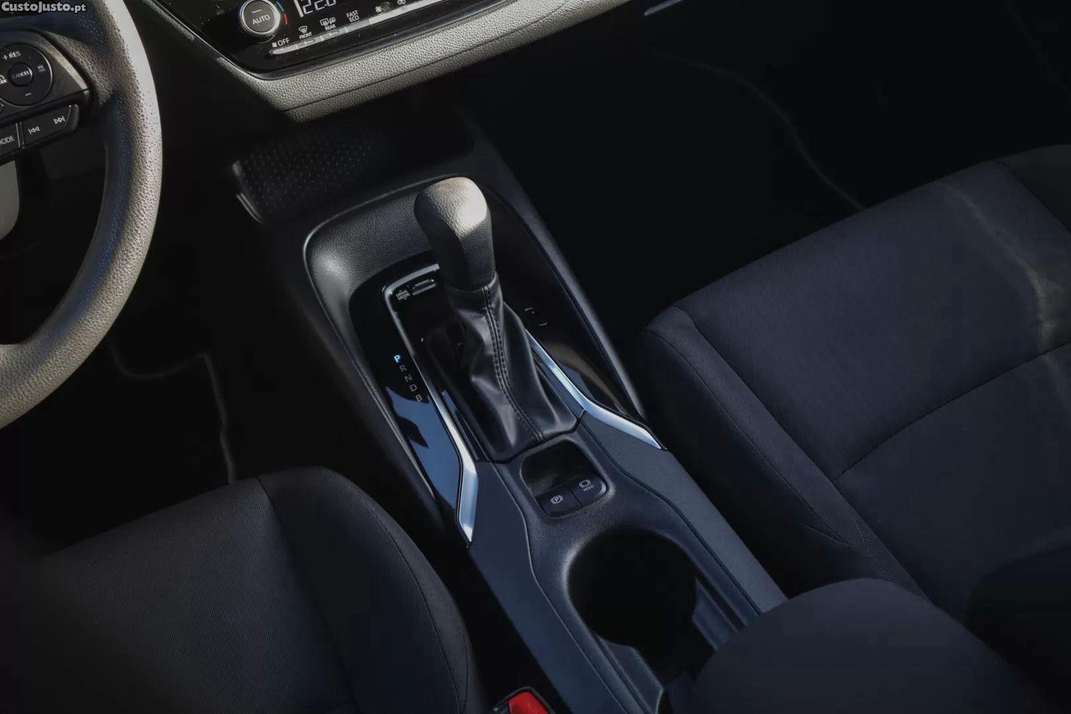 Toyota Corolla sport touring — fotografia 11