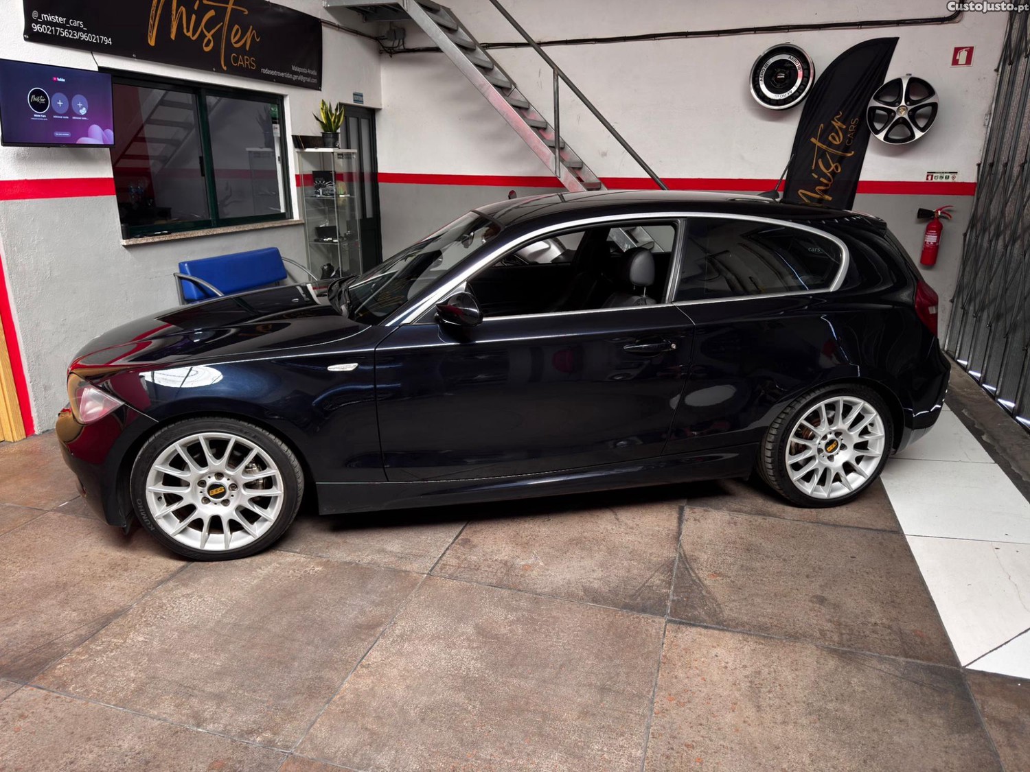 BMW 120 D LIMITED EDITION — fotografia 7