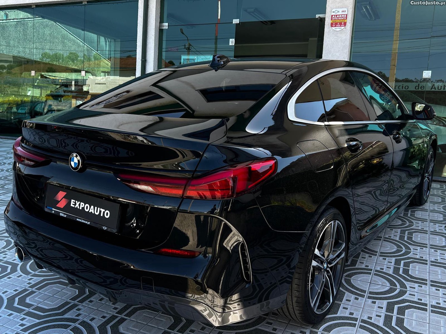 BMW 216 216 Gran Coupé D Pack M - 21 — photo 4