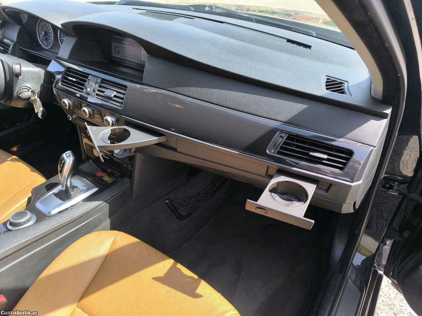 BMW 520 e61 touring — fotografia 4