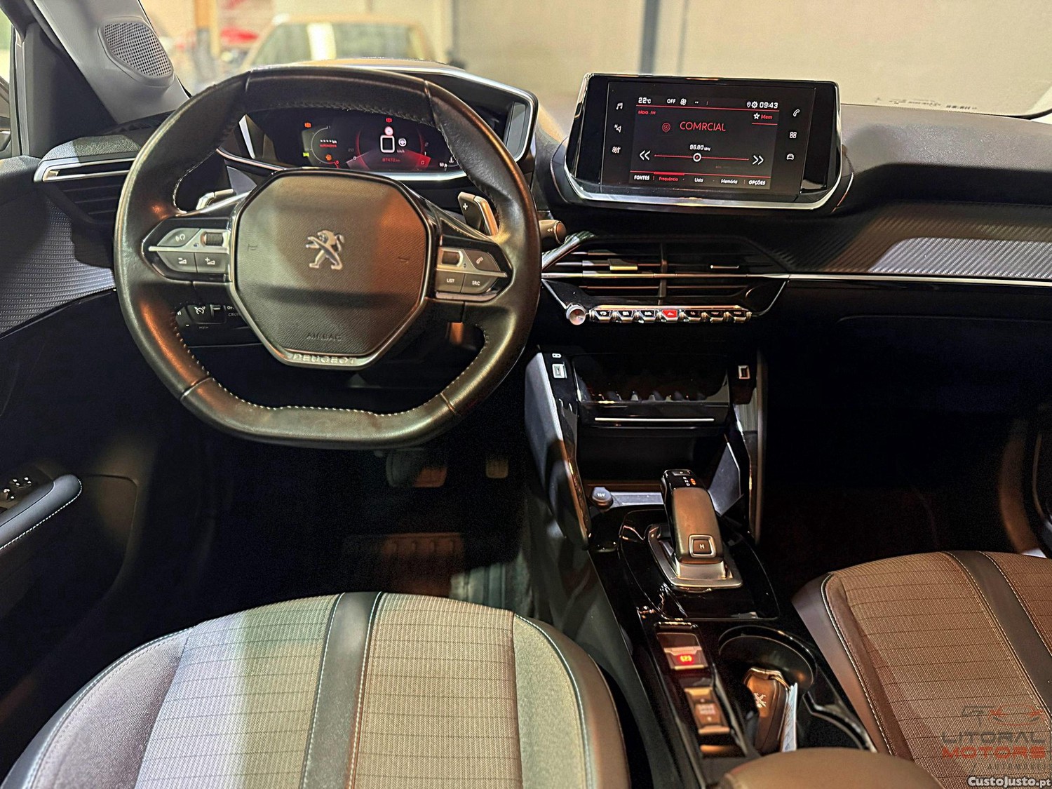 Peugeot 208 1.2 PureTech GT EAT8 — fotografia 7
