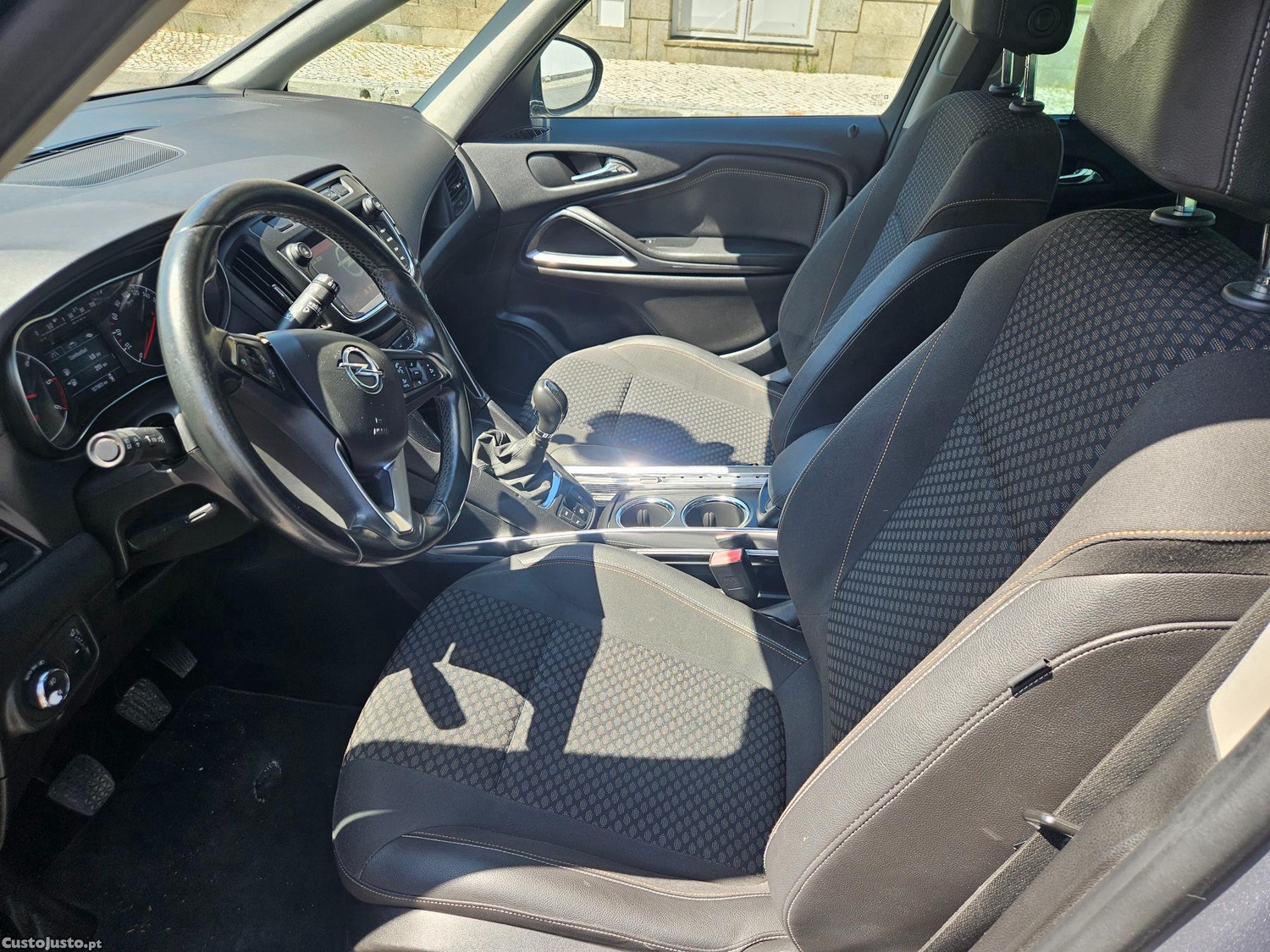 Opel Zafira Tourer 1.6 CDTI 7 LUGARES — fotografia 5